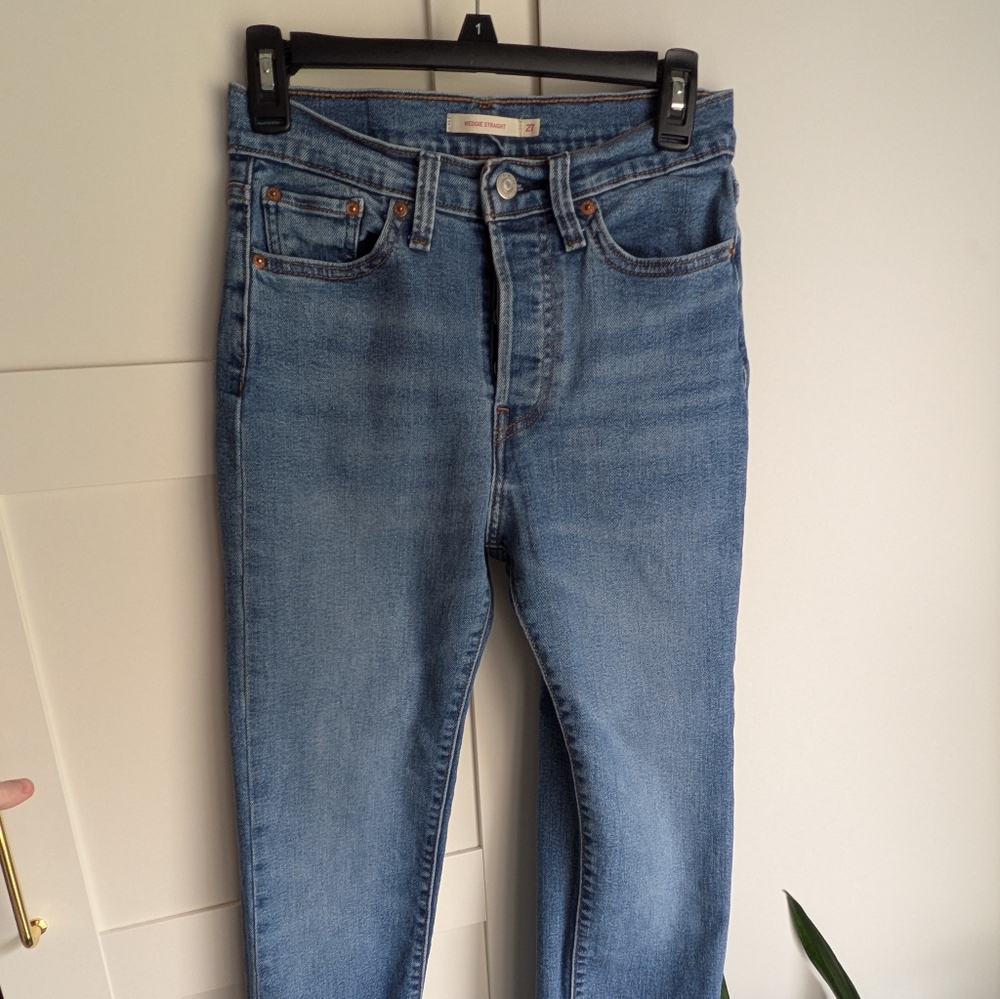 Levi's Women's Wedgie Straight Sz27